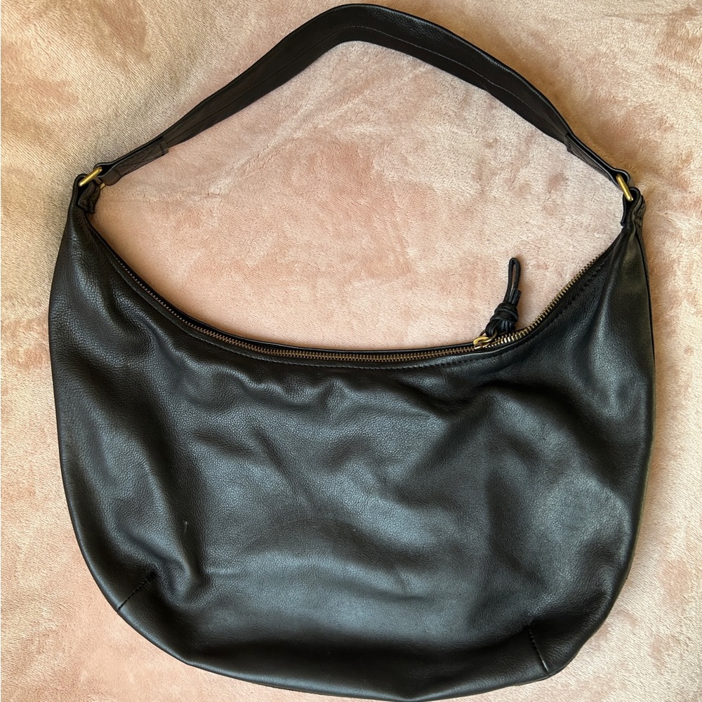 Madewell Leather The Piazza Small Slouch Shoulder Bag